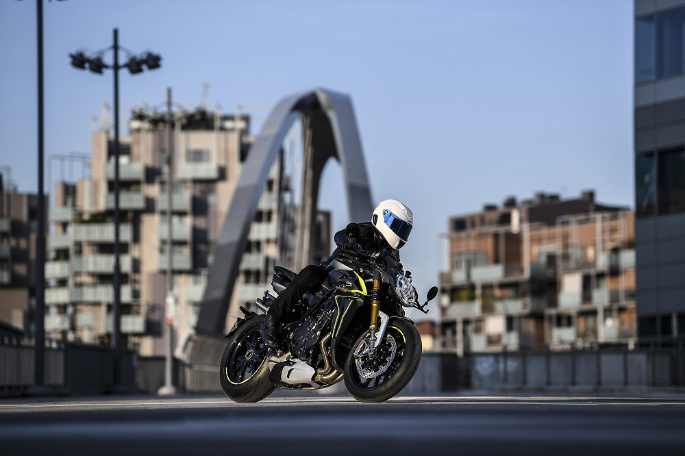 MV Agusta Brutale 1000 RR revealed